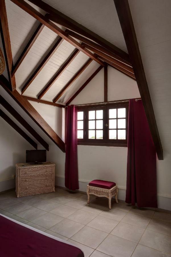 Hostellerie Des Chateaux Saint-Francois  Buitenkant foto